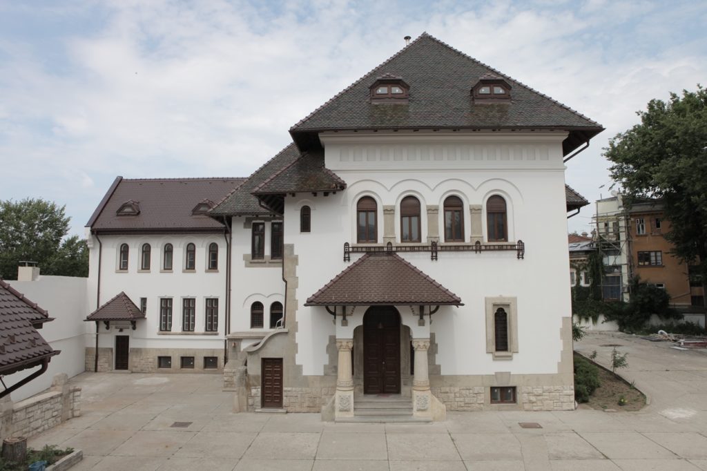 Vila Brătianu, istorie, arhitectură, stil de viaţă