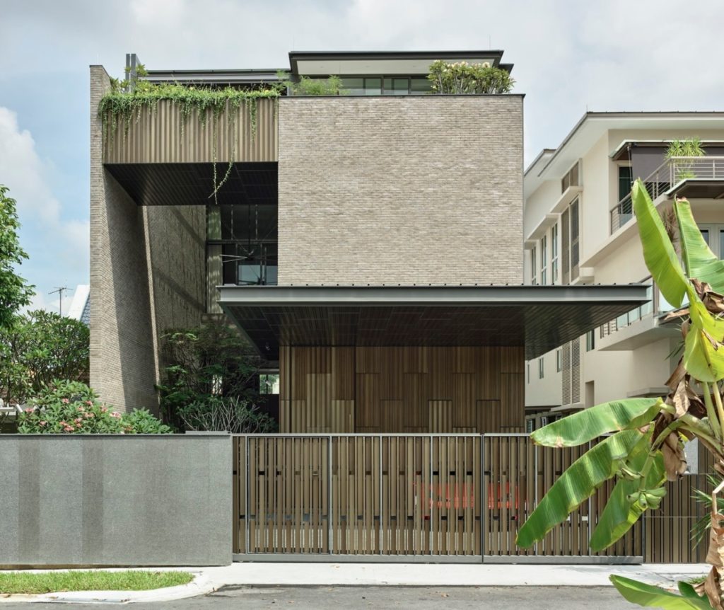 Inspiraţie internaţională: o casă ca o oază verticală în Singapore 