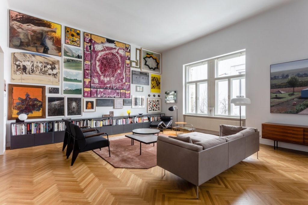 Design contemporan într-un apartament dintr-o casă istorică din Cluj Napoca