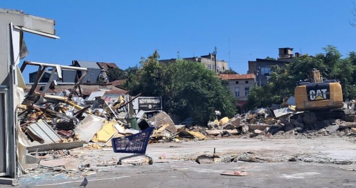 Se demolează Piața Matache